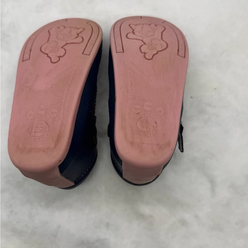 Toddler Navy Mary Jane Leather Shoes with Pink Flower Accents Size EU 22 US 6